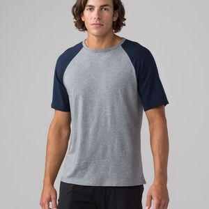 Men’s lululemon bodhi short sleeve shirt